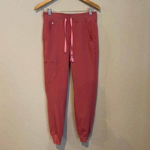 LIMITED EDITION FIGS- Breast Cancer Pink - Picture 3 of 6